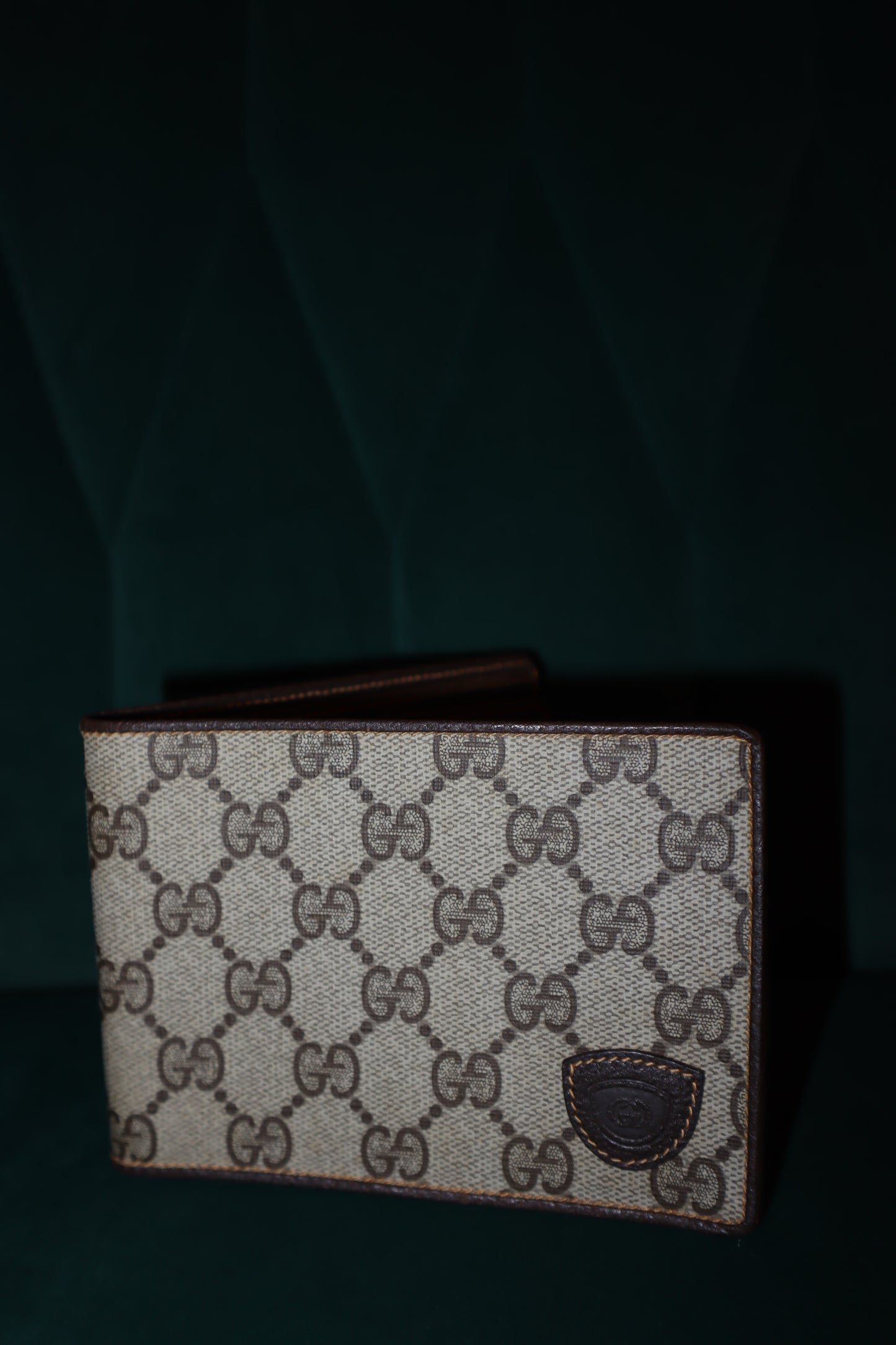 Pre-Owned Gucci Canvas Leather Wallet