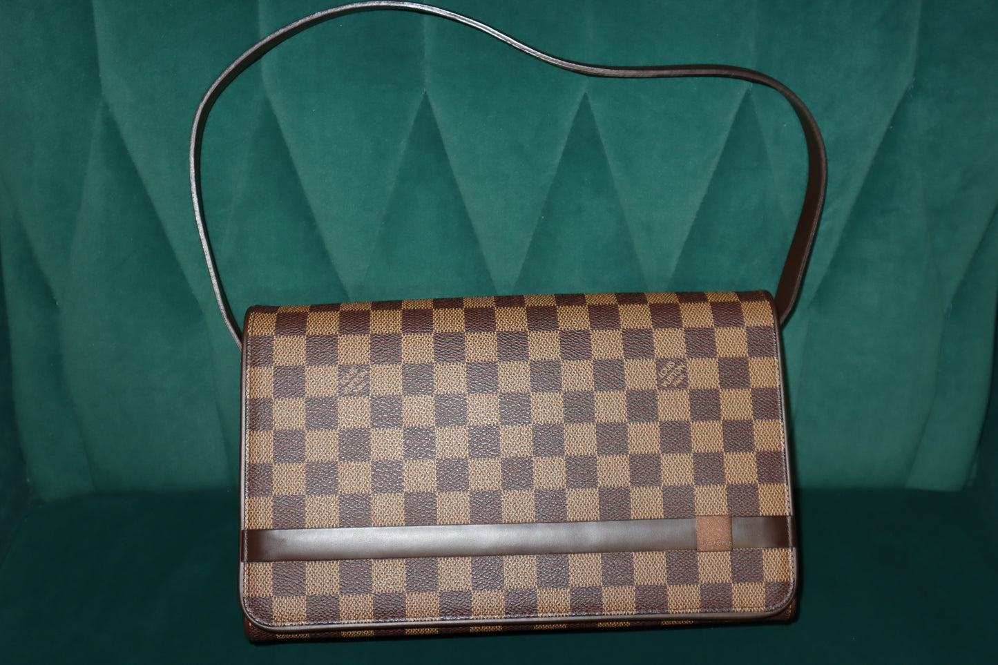 Pre-Owned Louis Vuitton Damier Ebene Tribeca Long