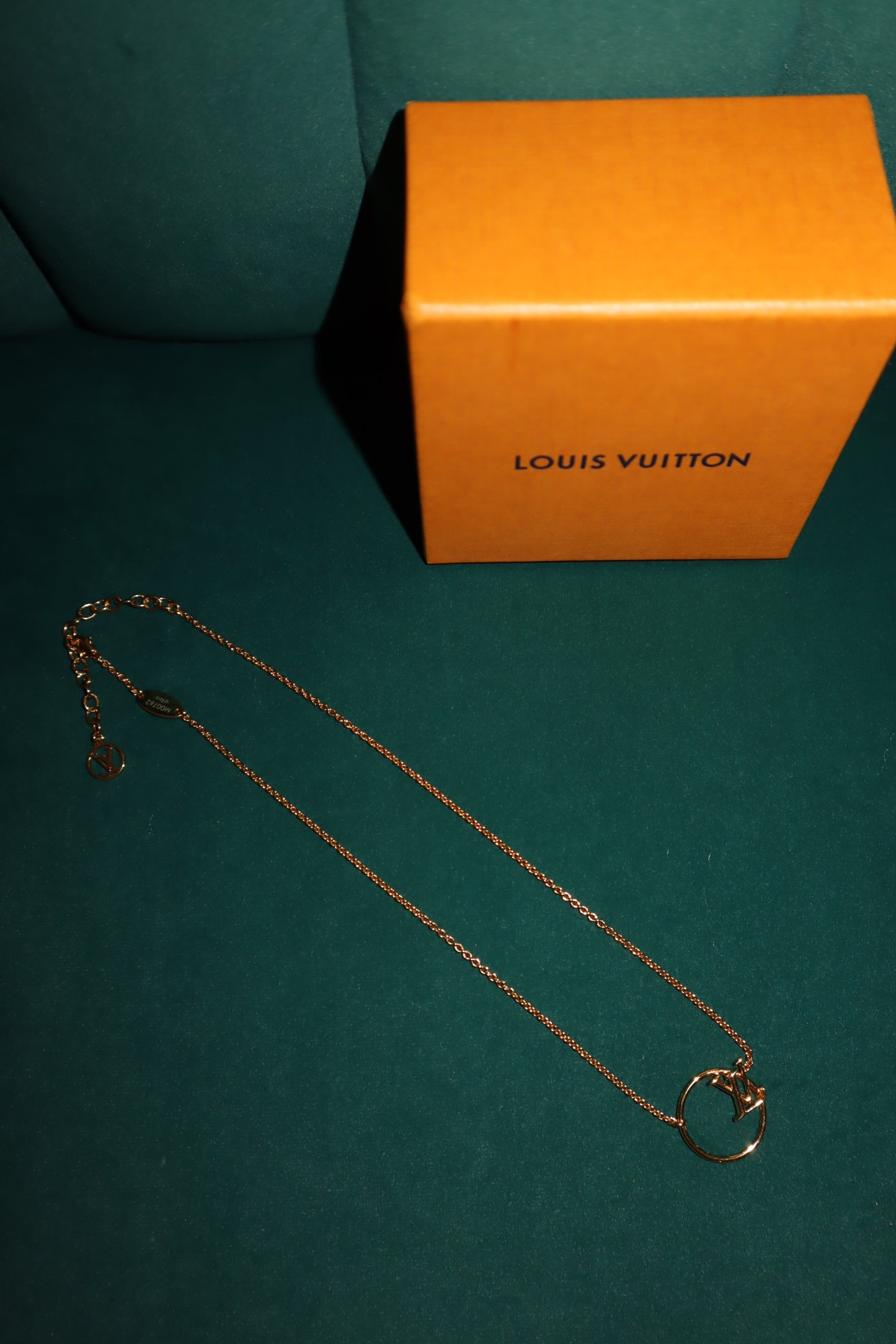 Pre-Owned Louis Vuitton Necklace