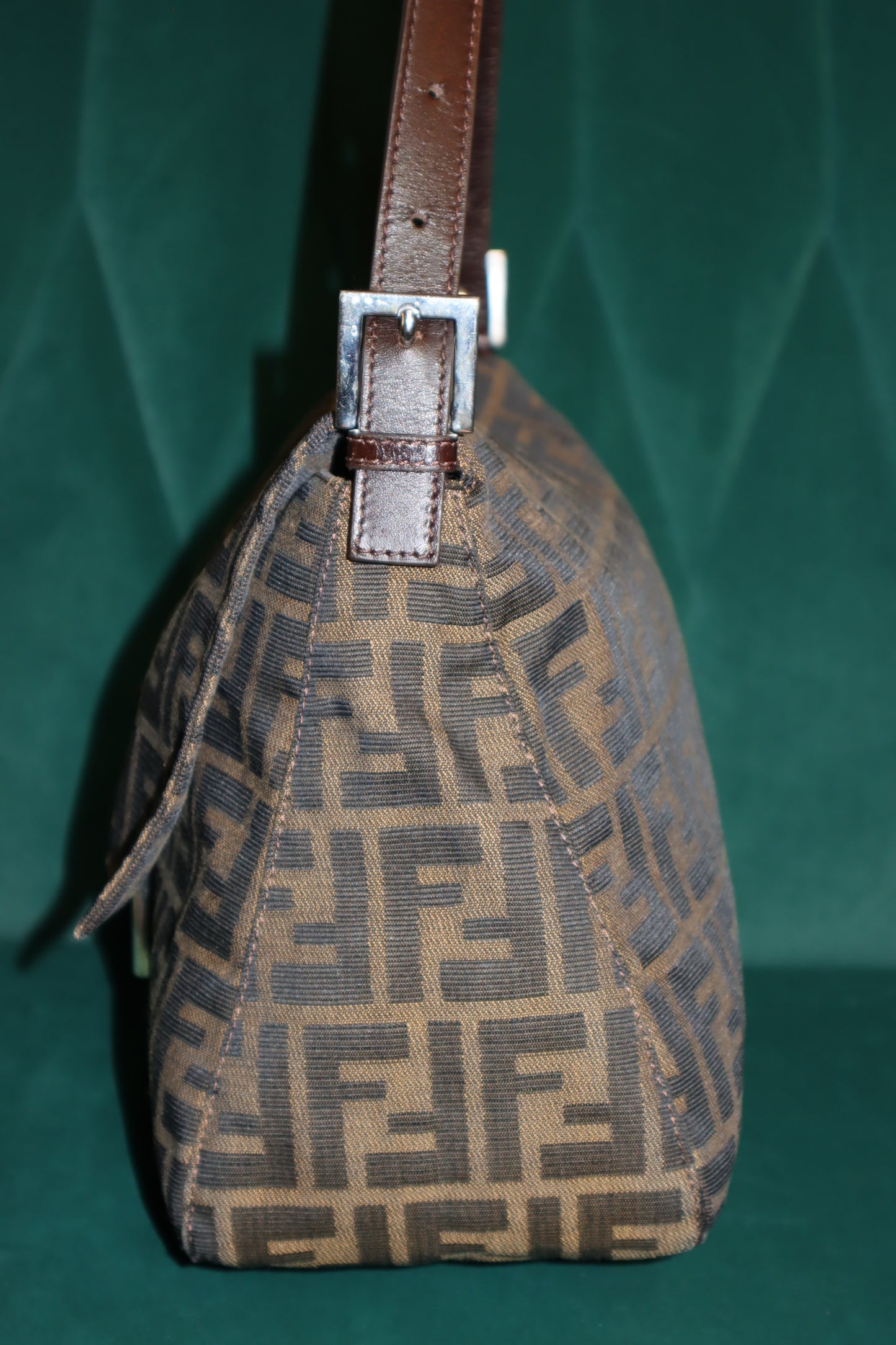 Pre-Owned Fendi L Zucca Shoulder Bag