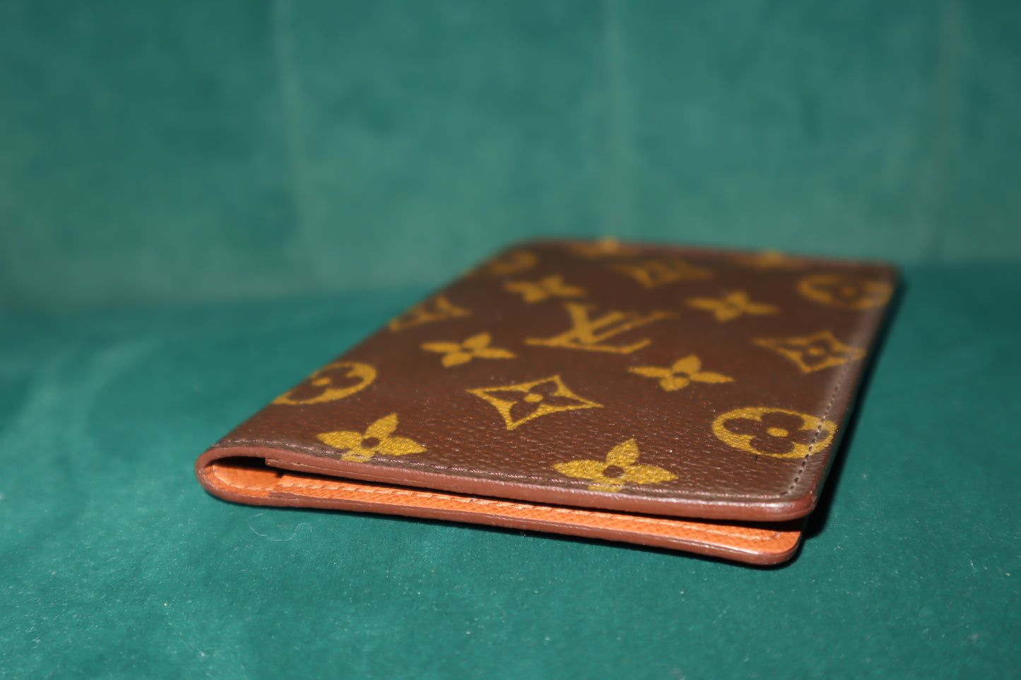 Pre- Owner Louis Vuitton Passport Holder