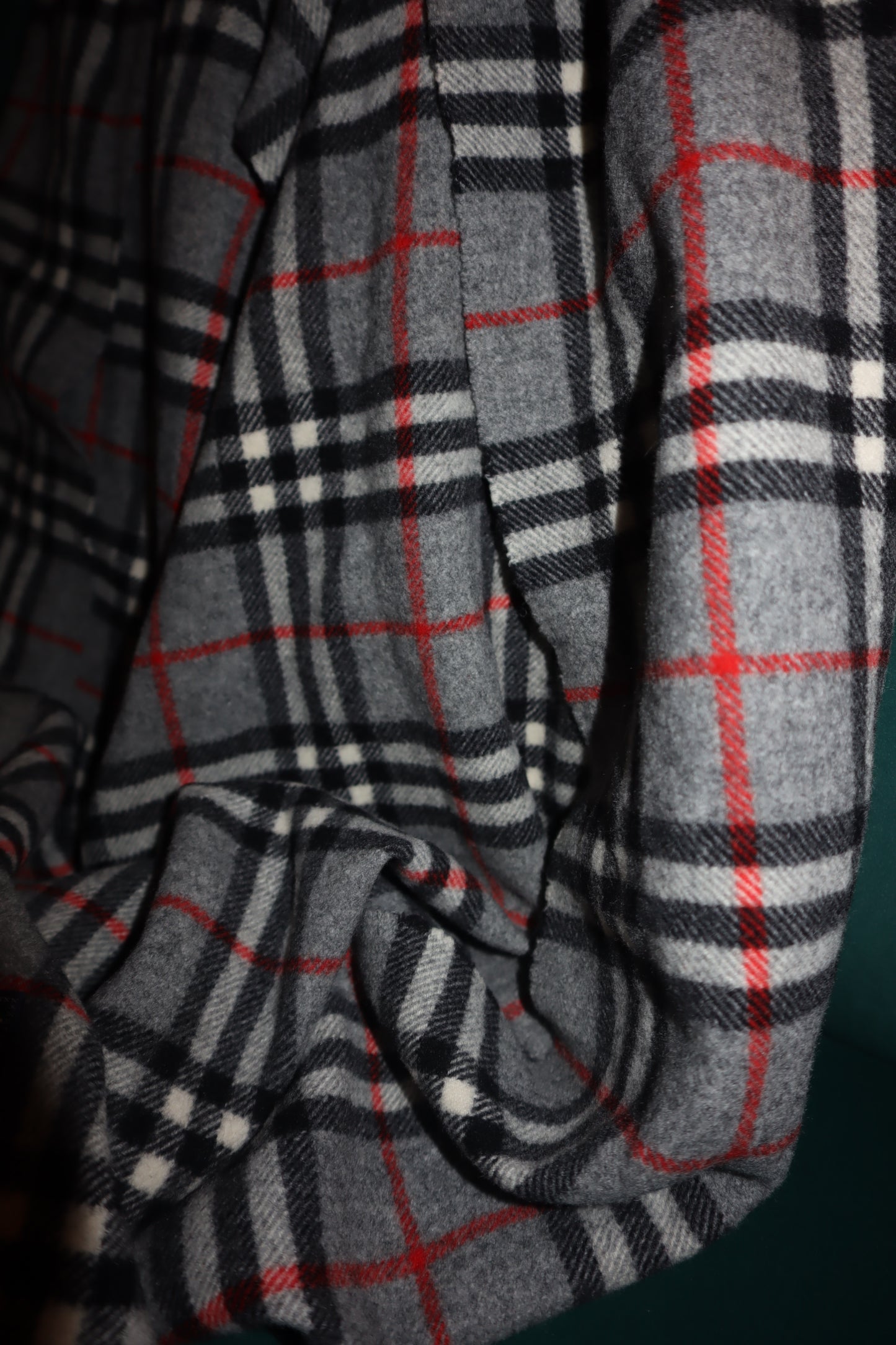 Pre- Owned Burberry Shawl Scarf