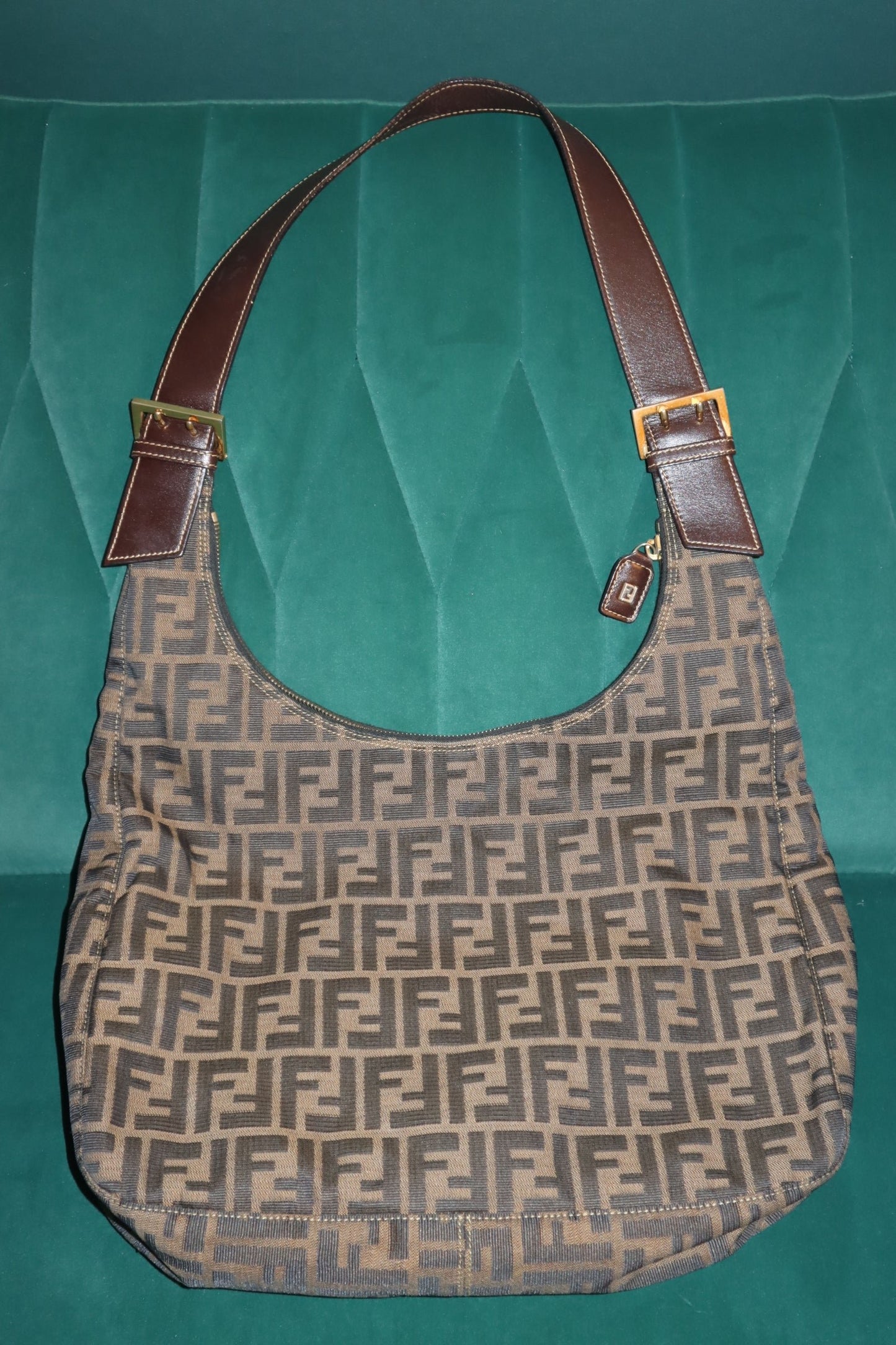 Pre-Owne FENDI Brown Zucca Canvas Hobo Bag