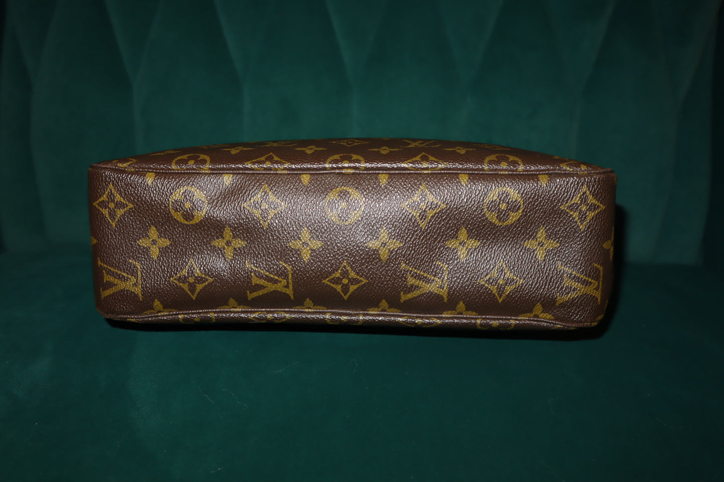 Pre-Owned Monogram Trousse Toilette 28