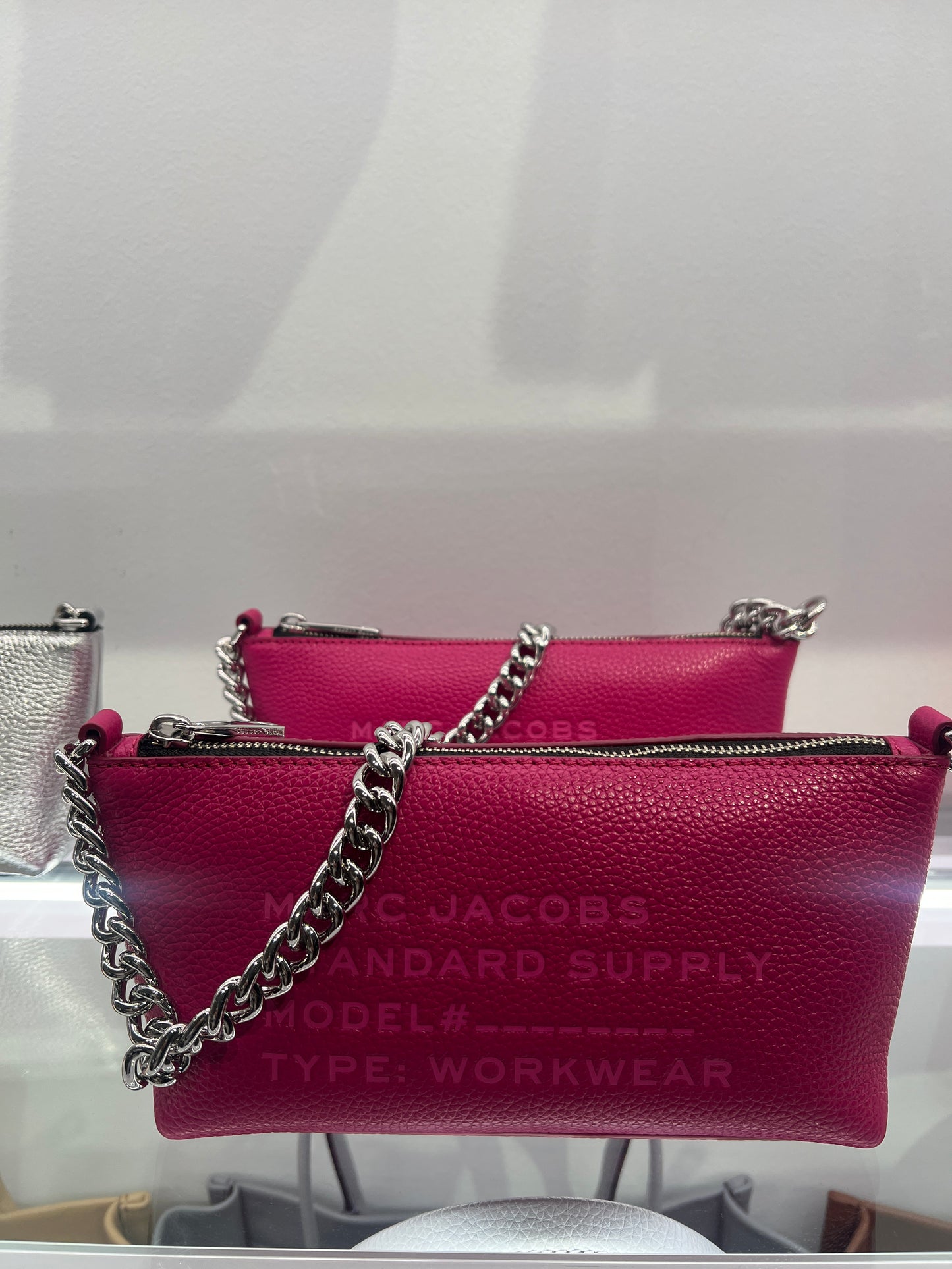 Marc Jacobs the standard Shoulder long gated handbag.