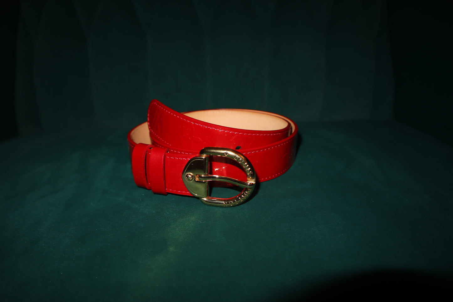 Pre- Loved Louis Vuitton Red Vernis Belt 32/80