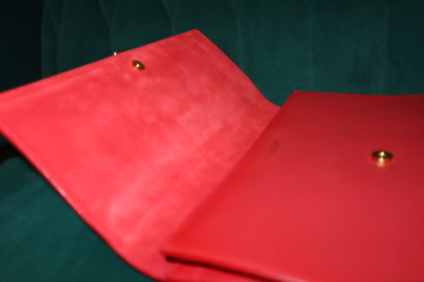 Saint Laurent Red Textured Calfskin Classic Y Ligne Clutch Pre-Owned