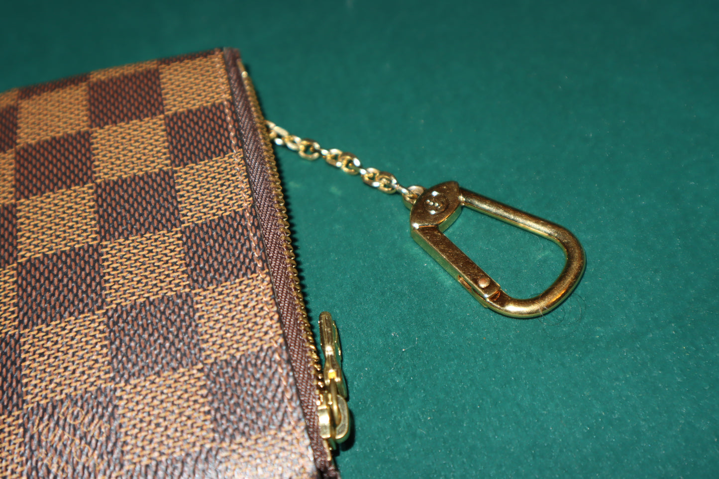 Pre-Loved Louis Vuitton Damier Ebene Key Pouch