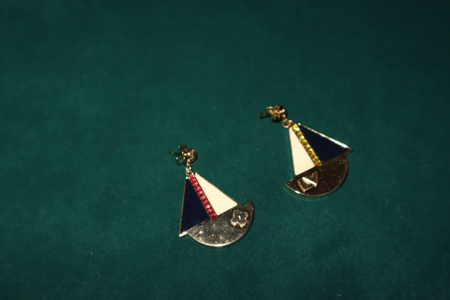 Pre-Owned Louis Vuitton Boat Dangling Earrings