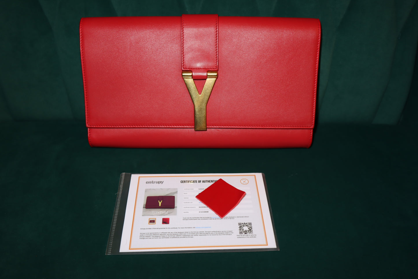 Saint Laurent Red Textured Calfskin Classic Y Ligne Clutch Pre-Owned