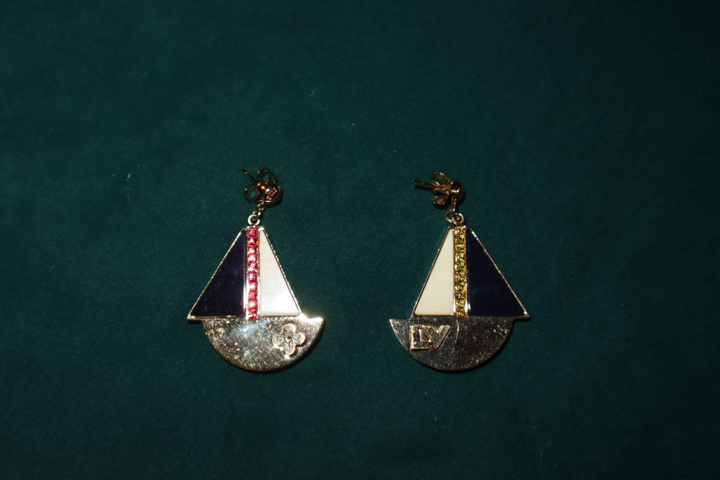 Pre-Owned Louis Vuitton Boat Dangling Earrings