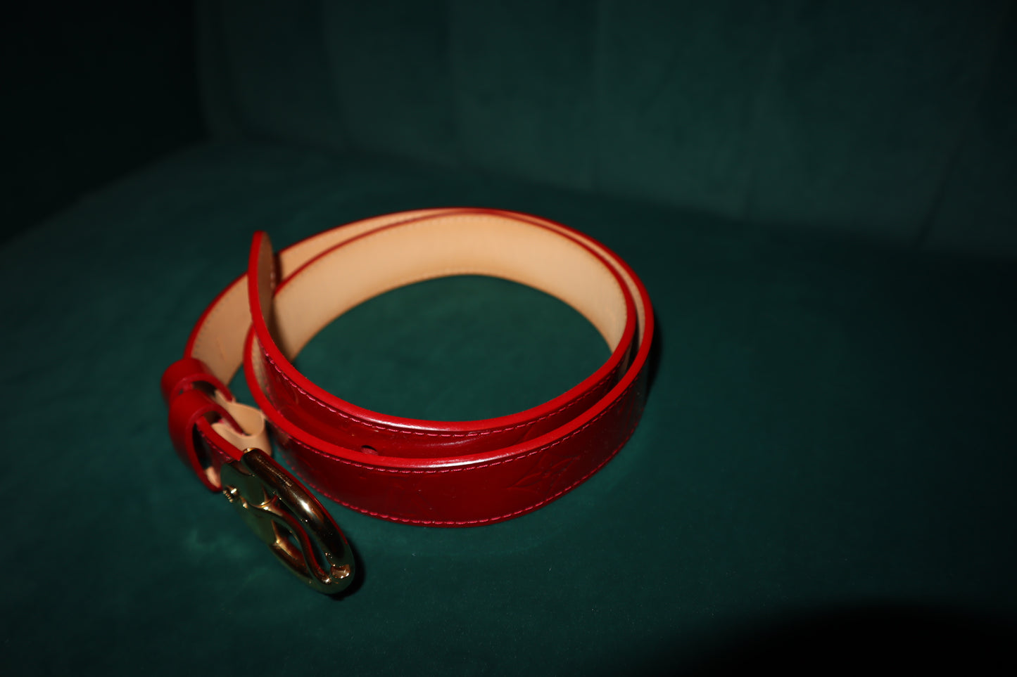 Pre- Loved Louis Vuitton Red Vernis Belt 32/80