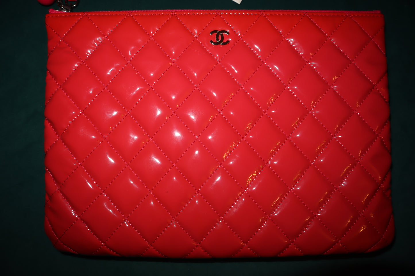 Pre-Owned Chanel Clutch Patent Leather Clutch