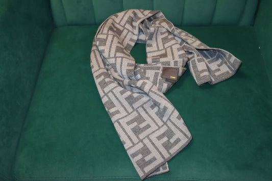 Fendi Wool Scarf Gray Pre-Owned