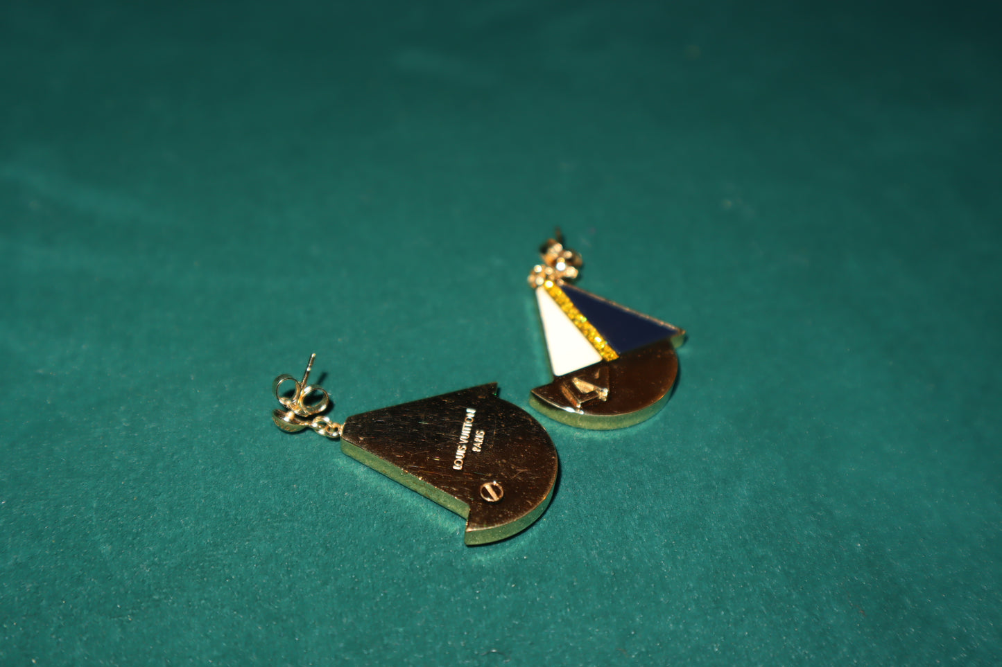 Pre-Owned Louis Vuitton Boat Dangling Earrings