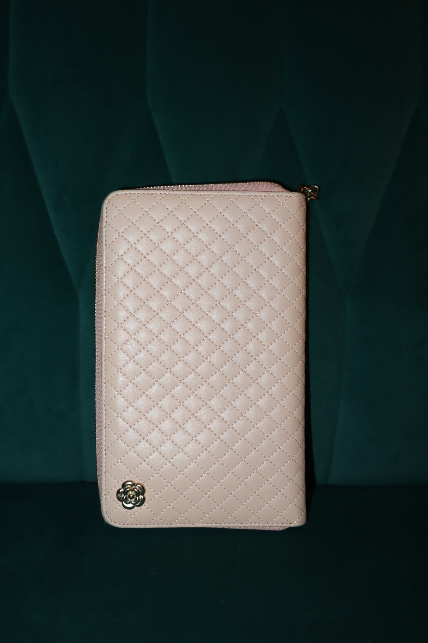 Pre-Owned Chanel Organizer Zippy Wallet Pink