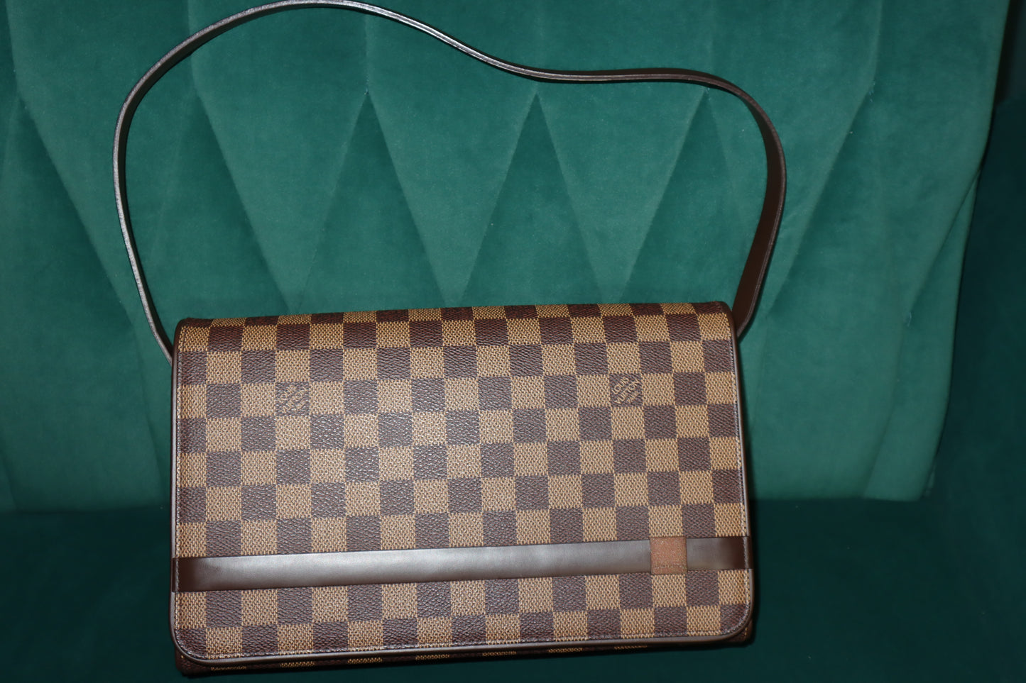 Pre-Owned Louis Vuitton Damier Ebene Tribeca Long