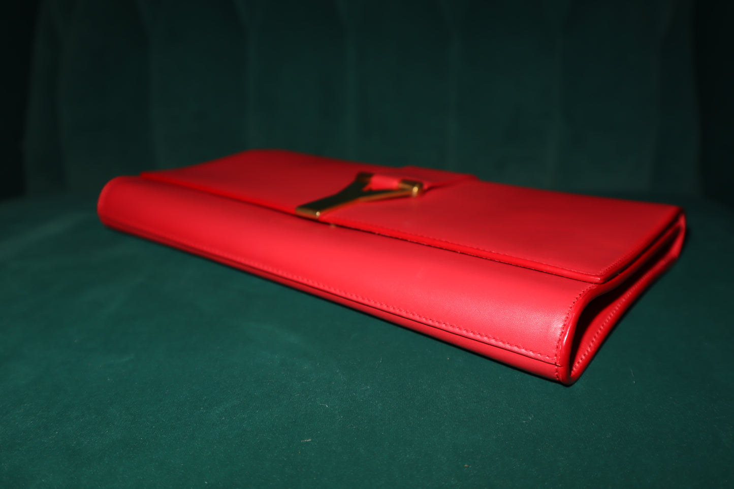 Saint Laurent Red Textured Calfskin Classic Y Ligne Clutch Pre-Owned