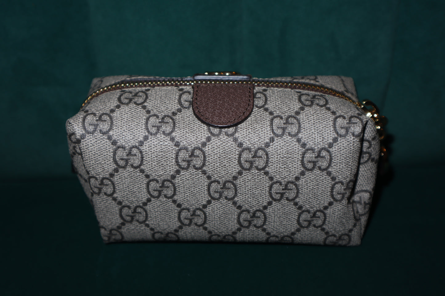 Pre-Owned Gucci Makeup Toiletry Bag GG