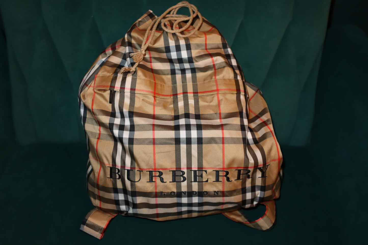 Burberry Rain Coat and Backpack NTW size Large