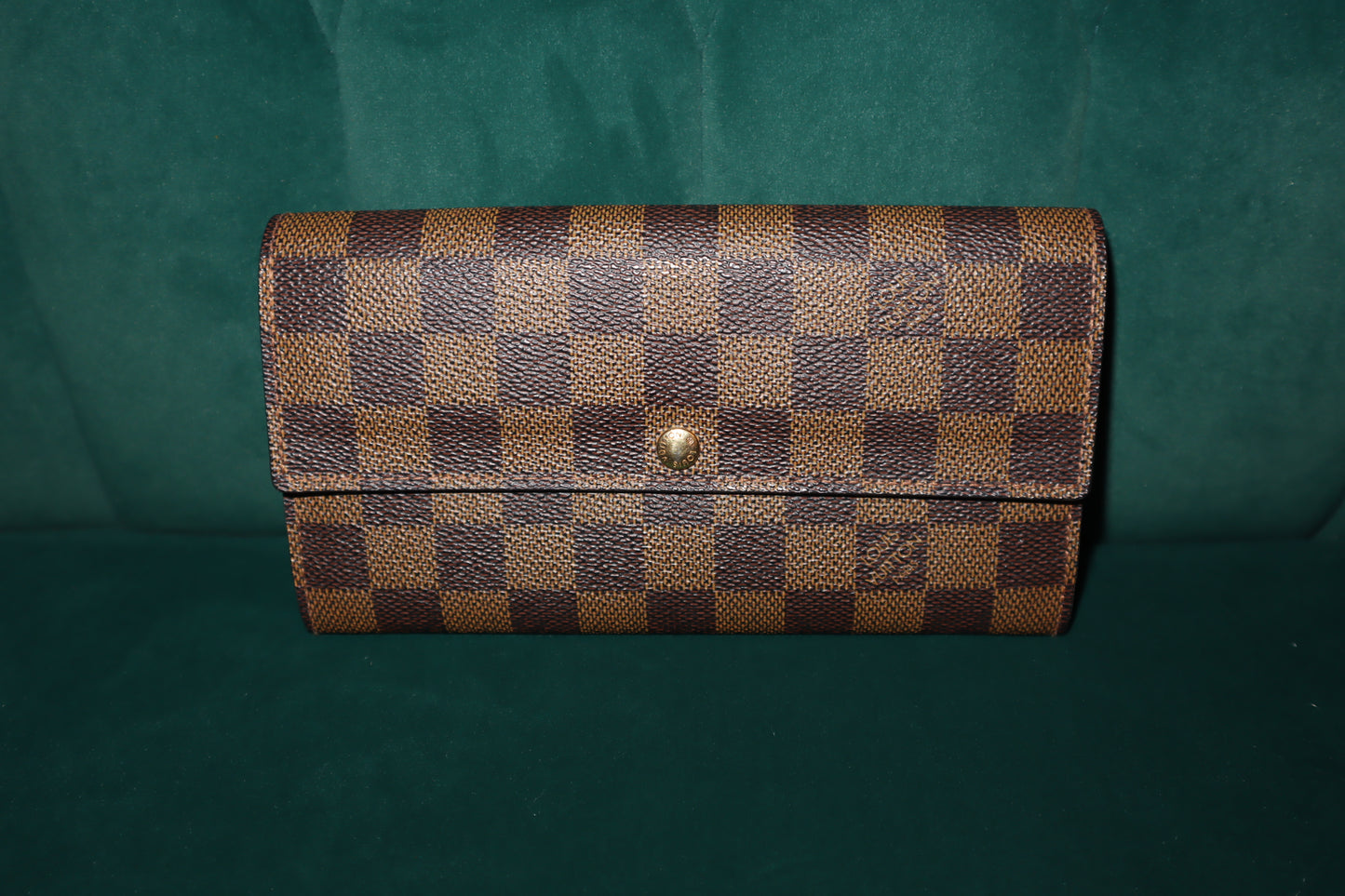 Pre-Owned Louis Vuitton Sarah DE Flaw Wallet