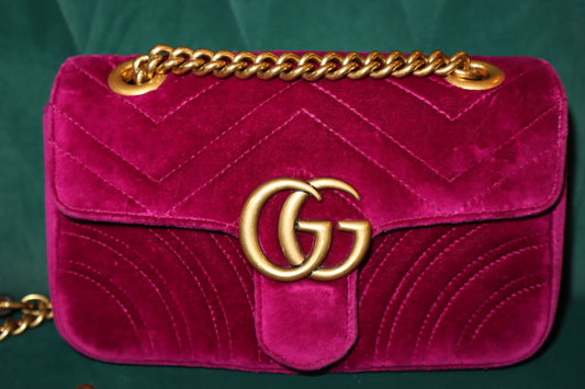 Gucci GG Marmont Matelassé Velvet Shoulder Bag Luxe Elegance in Small Design Pre- Owned