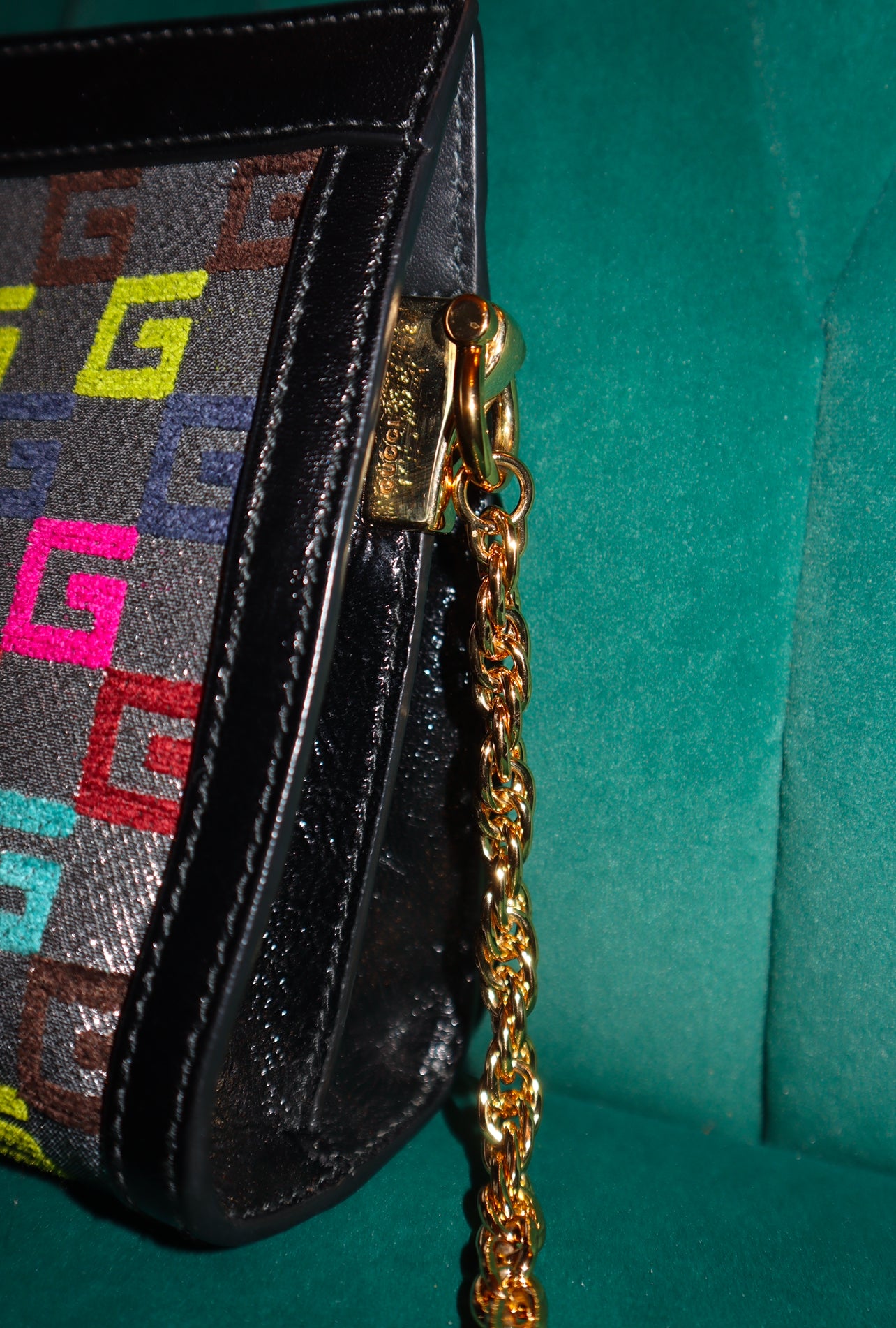 Gucci Ophidia Multicolor GG Monogram Shoulder Bag – Iconic Elegance Meets Bold Style Pre-Owned