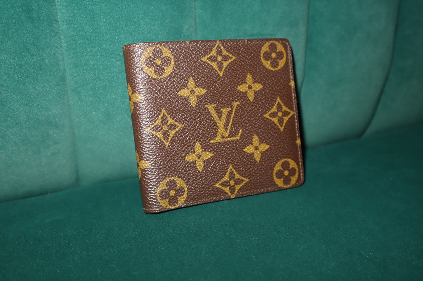 Pre-Loved Louis Vuitton Monogram Canvas Billfold