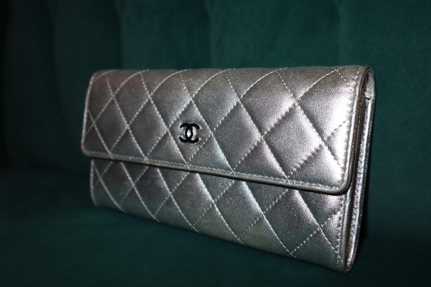 Pre-Owned Chanel CC Silver on Silver  Wallet