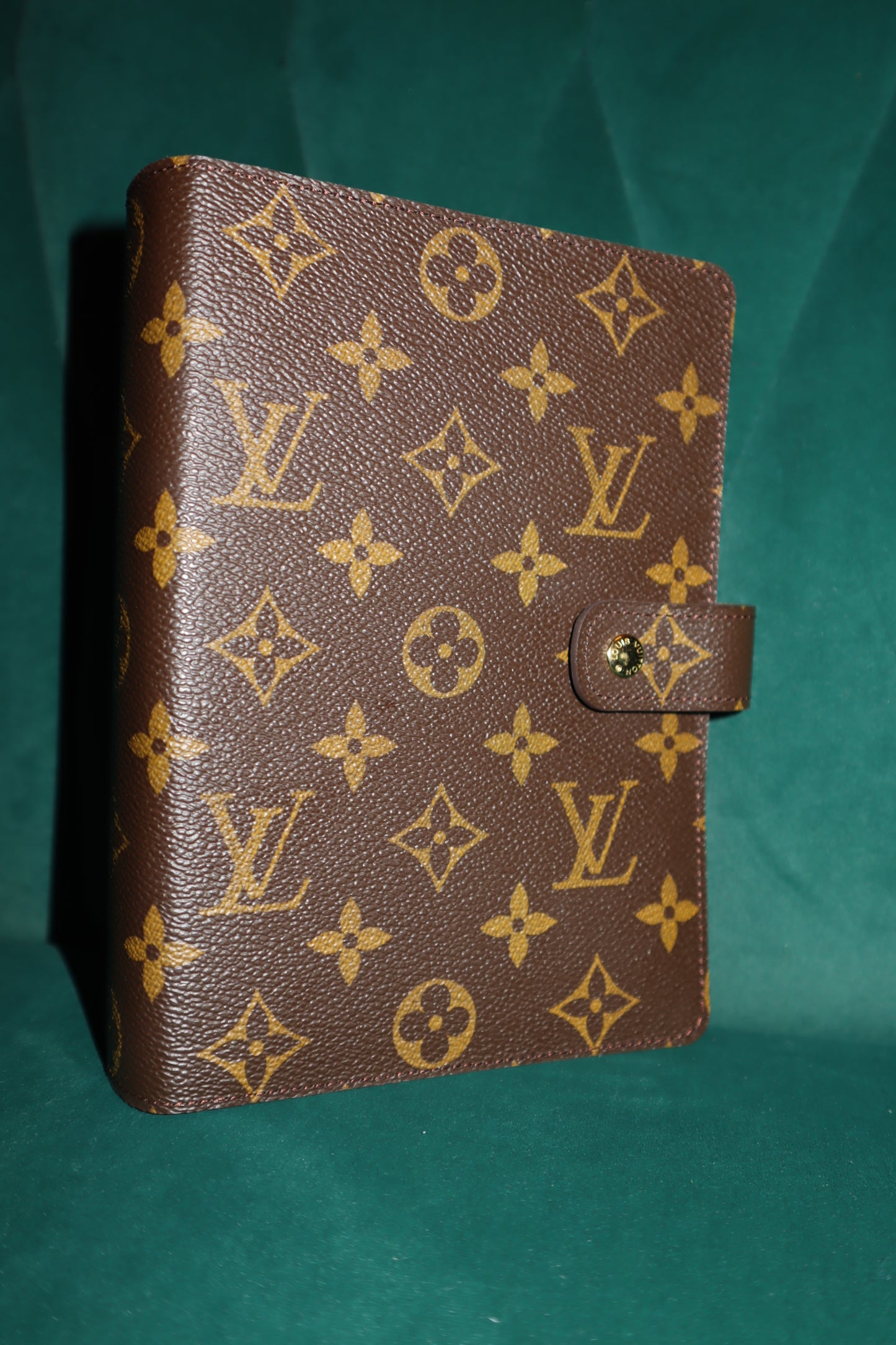 Pre-Owned Like New Louis Vuitton MM Monogram Agenda