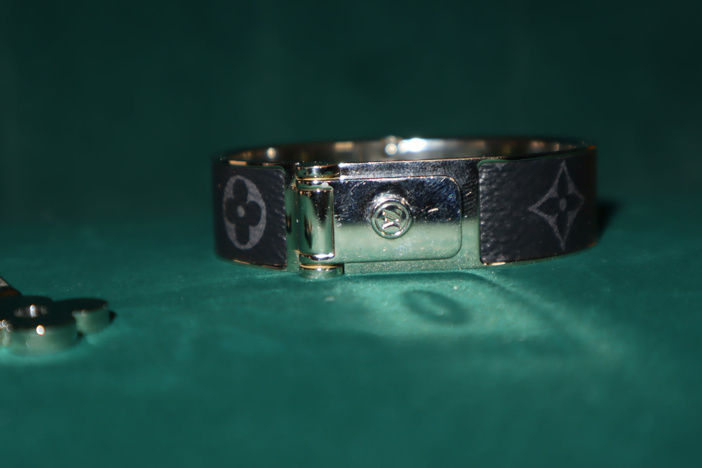 Pre-Owned Louis Vuitton DE Braclet Unisex Mens