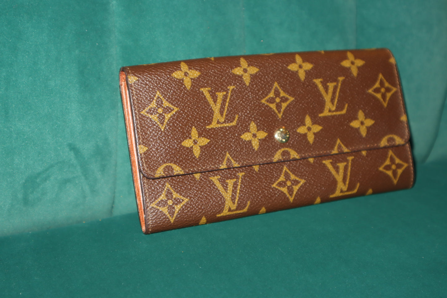 Pre-Owned Louis Vuitton Monogram Sarah Brown Leather Wallet