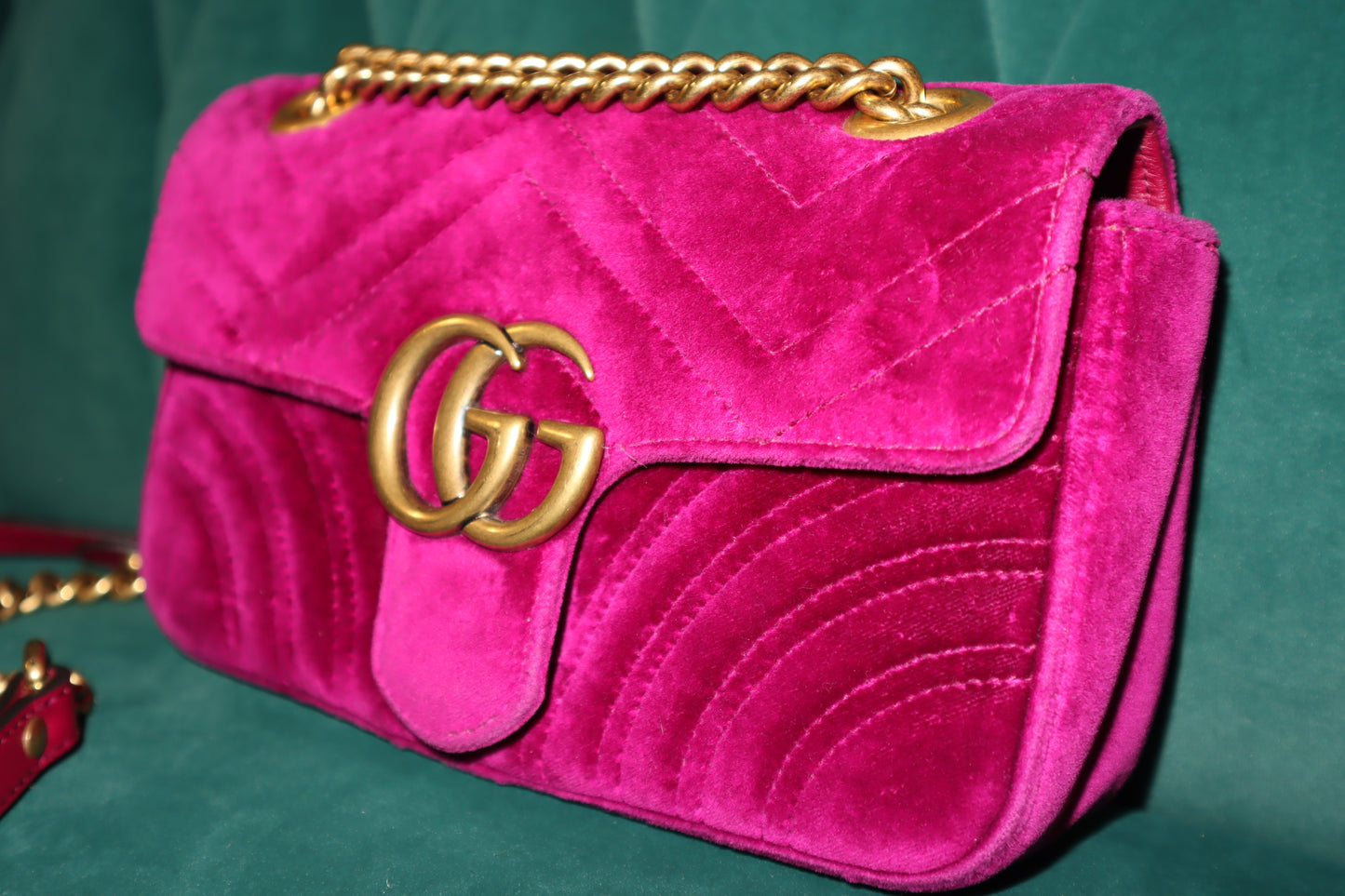 Gucci GG Marmont Matelassé Velvet Shoulder Bag Luxe Elegance in Small Design Pre- Owned