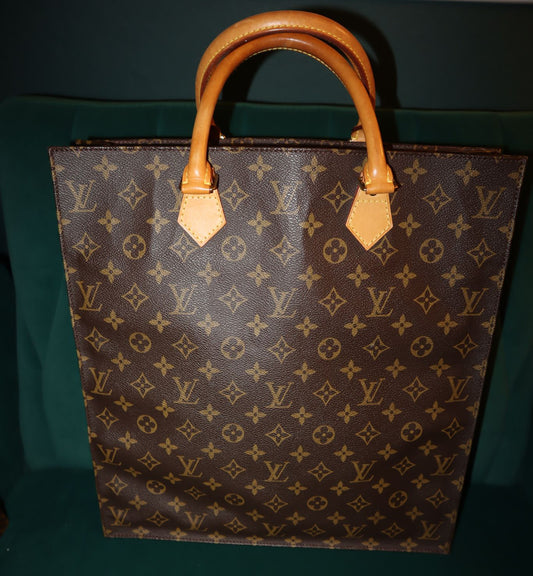 Louis Vuitton Sac Plat Brown Pre-Loved