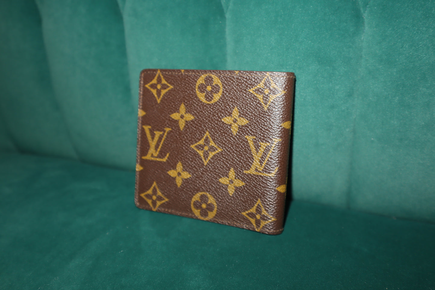 Pre-Loved Louis Vuitton Monogram Canvas Billfold