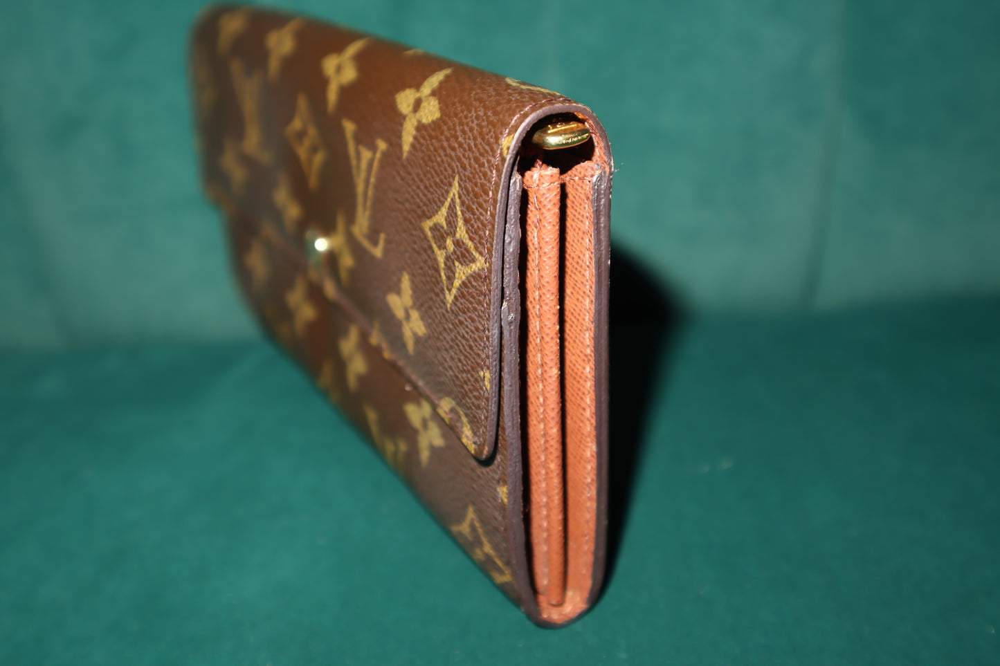 Pre-Loved Louis Vuitton Monogram Portefeuille Sarah Bi-fold Wallet