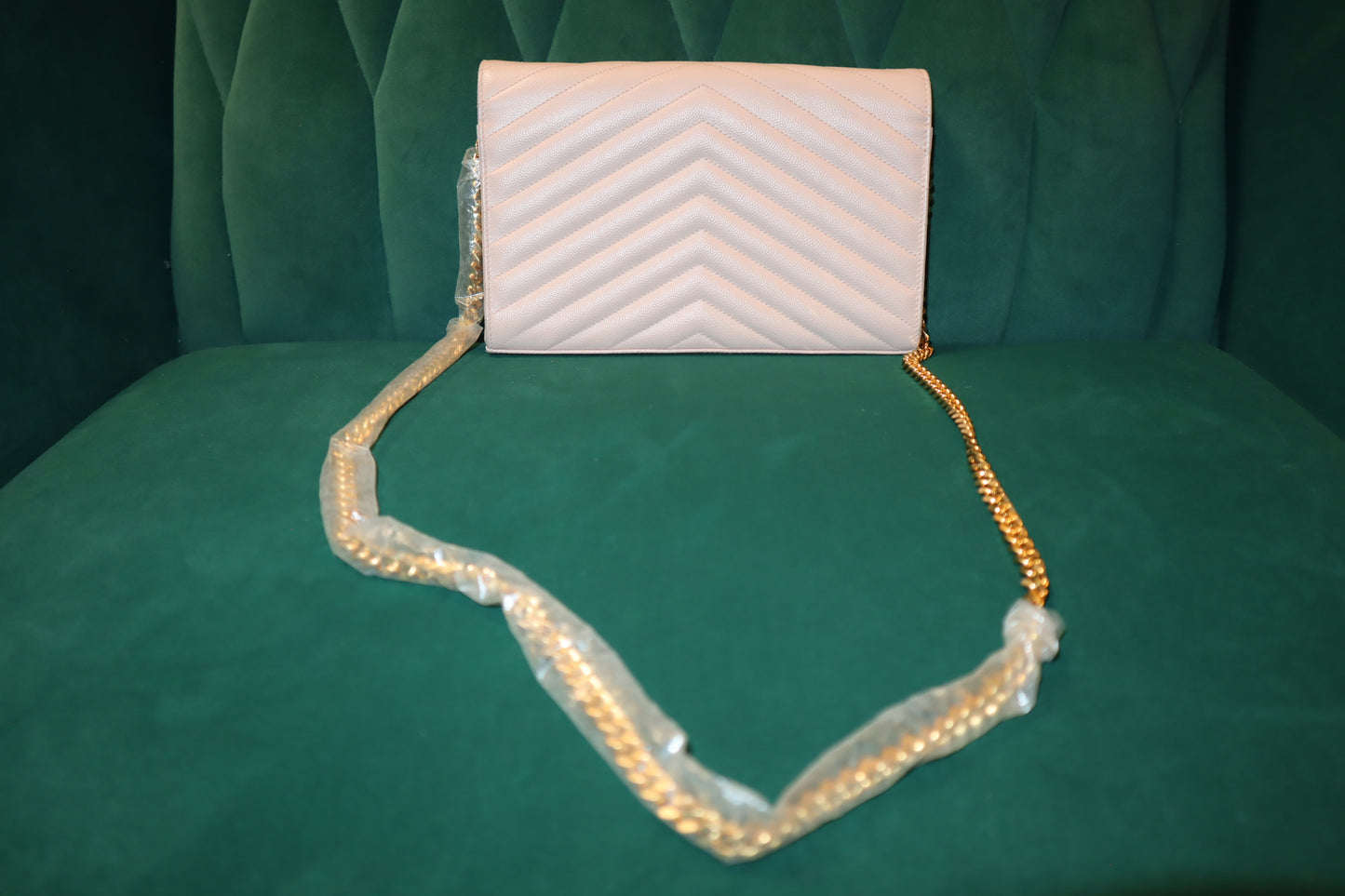 Saint Laurent Grain De Poudre Matelasse Chevron Monogram Chain Wallet Rose/Blush Antic NEW