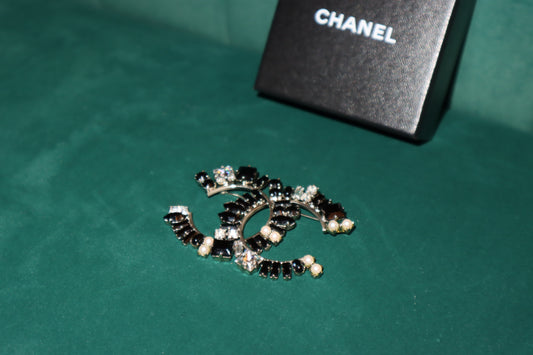 Pre-Loved Chanel Baguette Crystal CC Brooch Black Silver