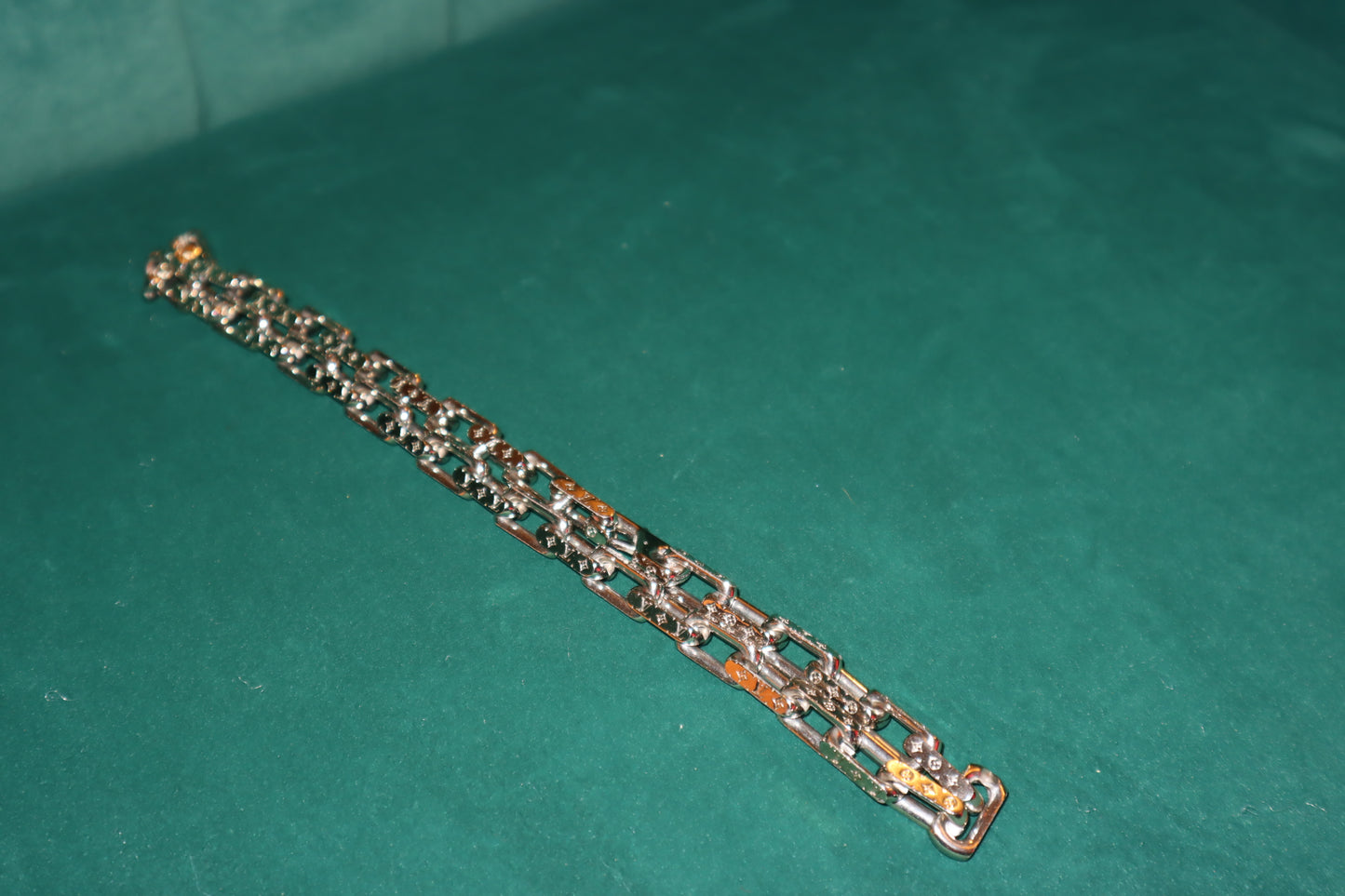 Pre-Loved Louis Vuitton Monogram Silver Chain